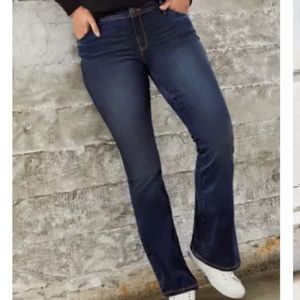 Torrid Slim Bootcut Mid Rise Stretch denim jean Plus size